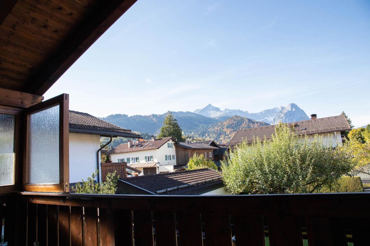 Alpen Chalet Garmisch-Partenkirchen Exterior photo